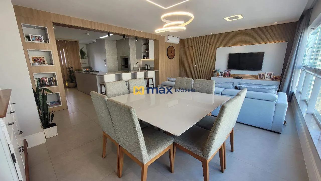 Apartamento Alto Padrão com Vista Mar  3 Suítes e 3 Vagas  Centro de Balneário Camboriú - Foto 5
