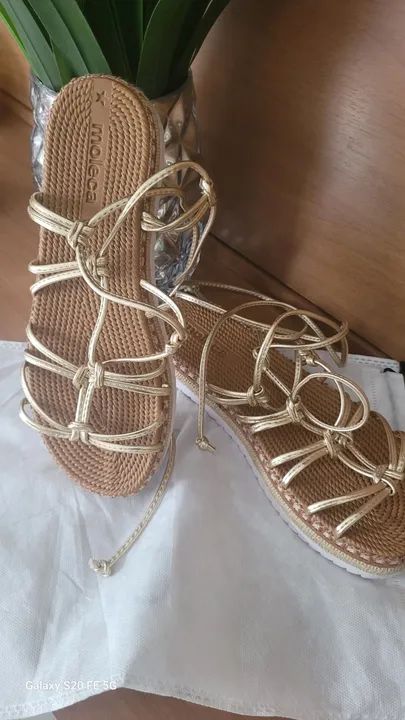 Sandálias femininas Carrano verde - Foto 4