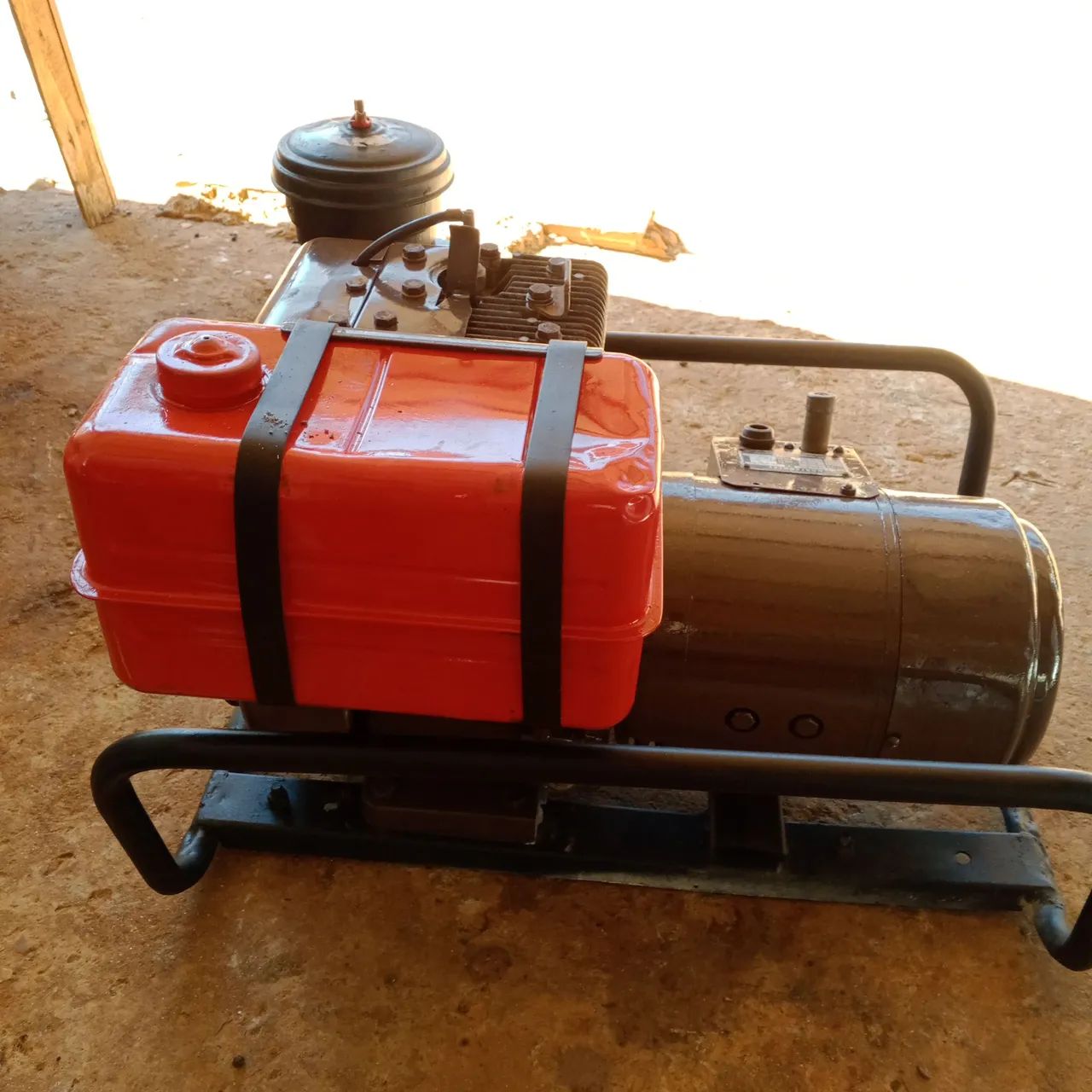 Gerador Elétrico Montgomery 2500 CP - Foto 3