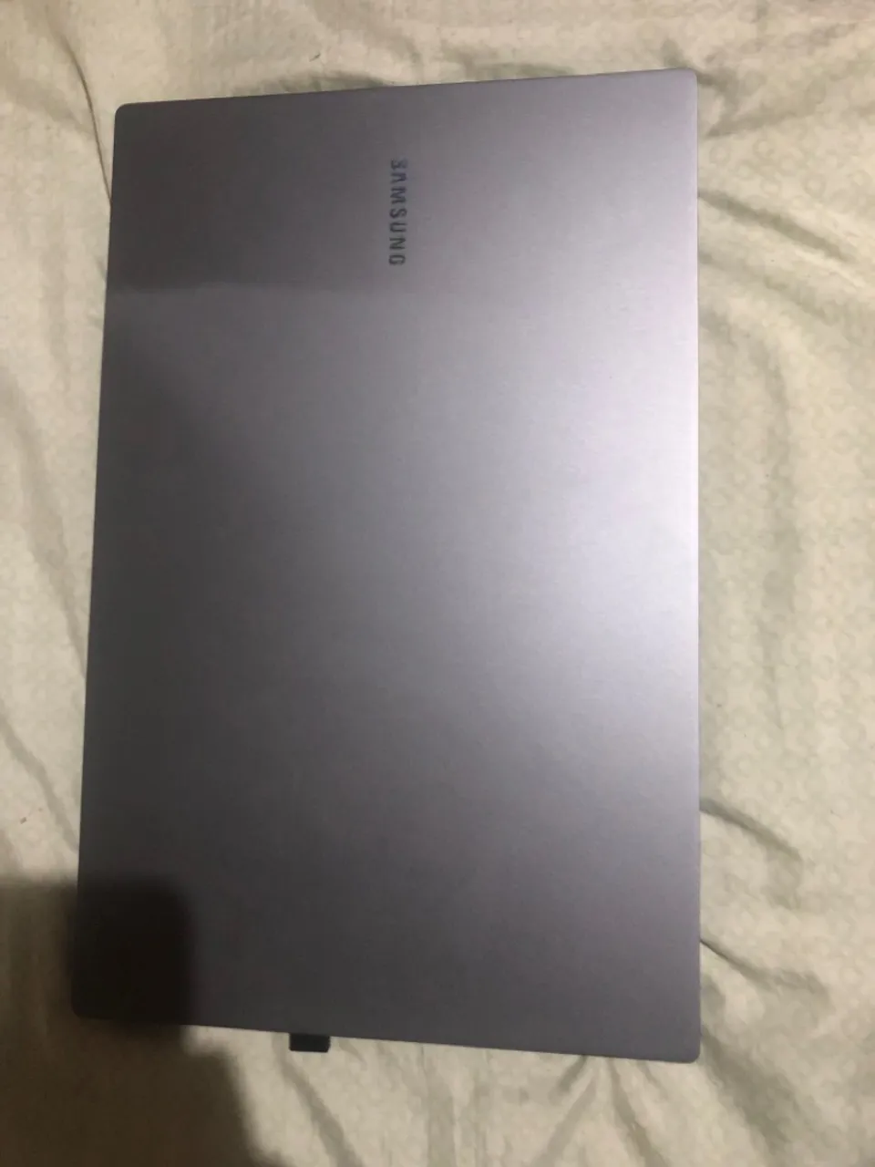 Notebook Samsung - Design Elegante e Desempenho Incrível