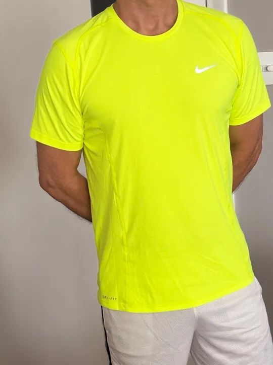 Camiseta NIKE dry fit original nova sem uso!! Vc - Foto 2