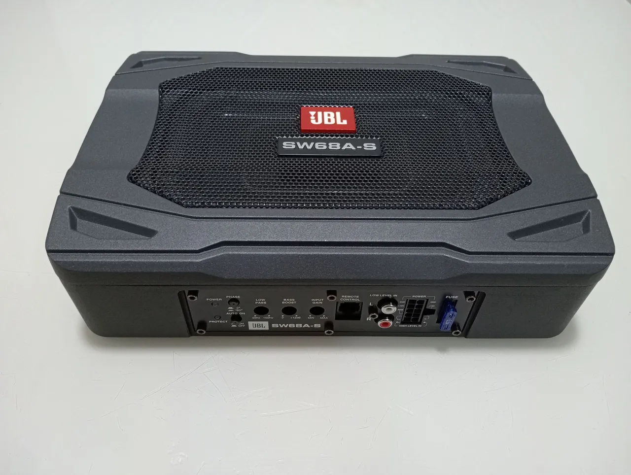 Caixa de Som Automotiva JBL SW68A-S