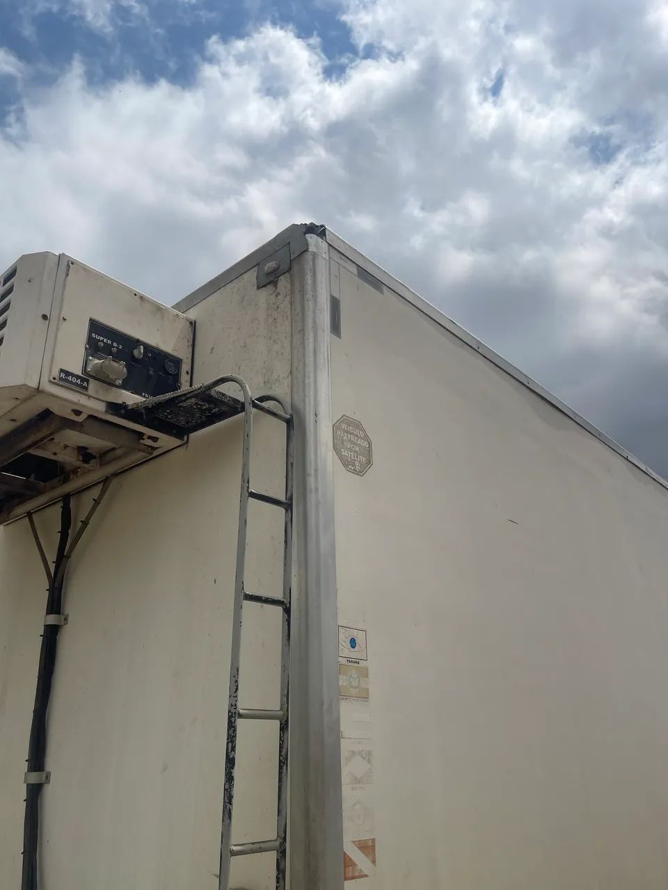 Baú Refrigerado / frio para truck.