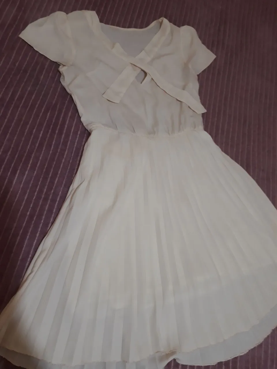 Vestido Feminino Chiffon com Detalhe Laço
