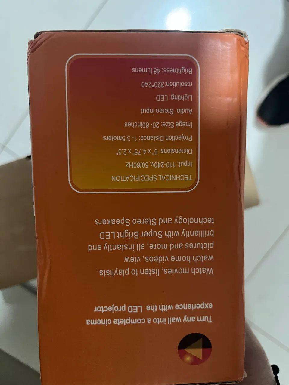 Mini projetor 64573372440578124