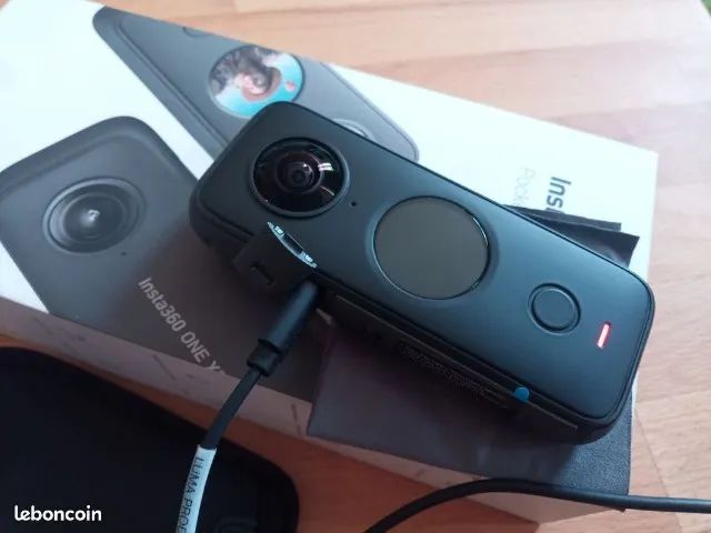 Câmera Insta360 ONE X2