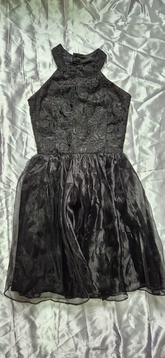 Vestido Preto de Renda