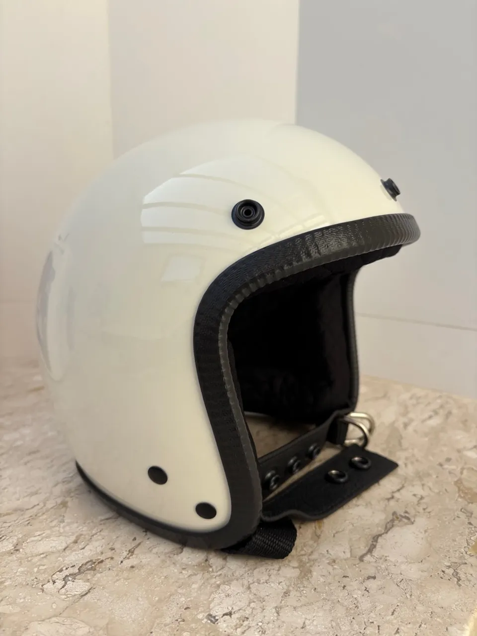 Capacete custom rebaixado branco