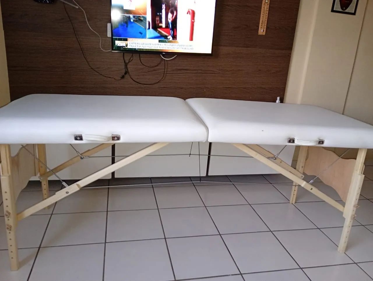 Para vender rápido!! Maca portátil LEGNO (Antares)  - Foto 3