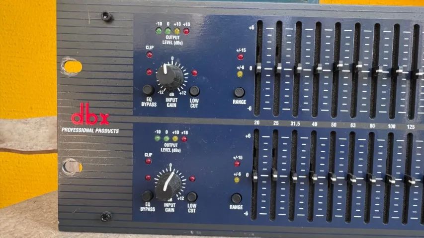 Equalizador gráfico DBX 1231 - Equipamentos e Acessórios de Som