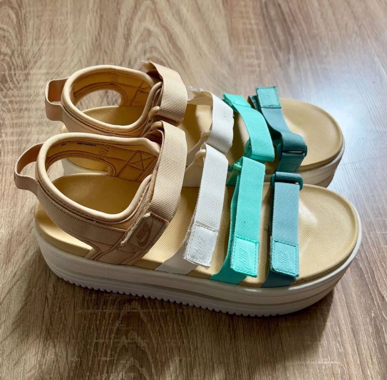 Sandália nike 35 - Foto 2