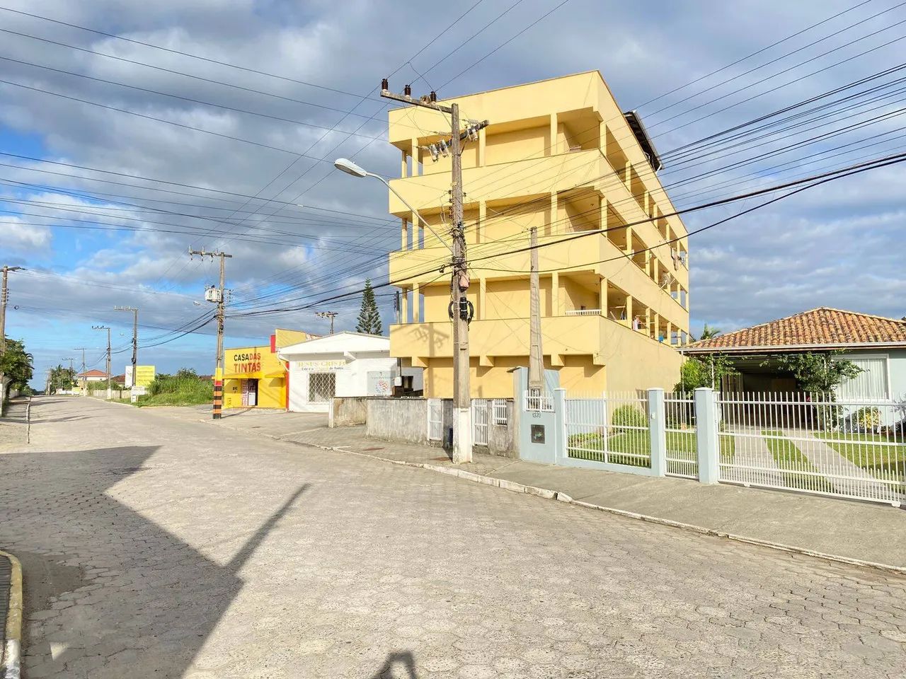 Prédio com 15 apartamentos, 688,5m², a venda em Bal. Barra do Sul - Salinas - Foto 2