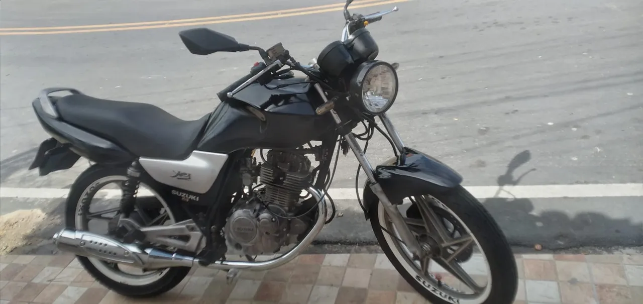 Suzuki yes 2008