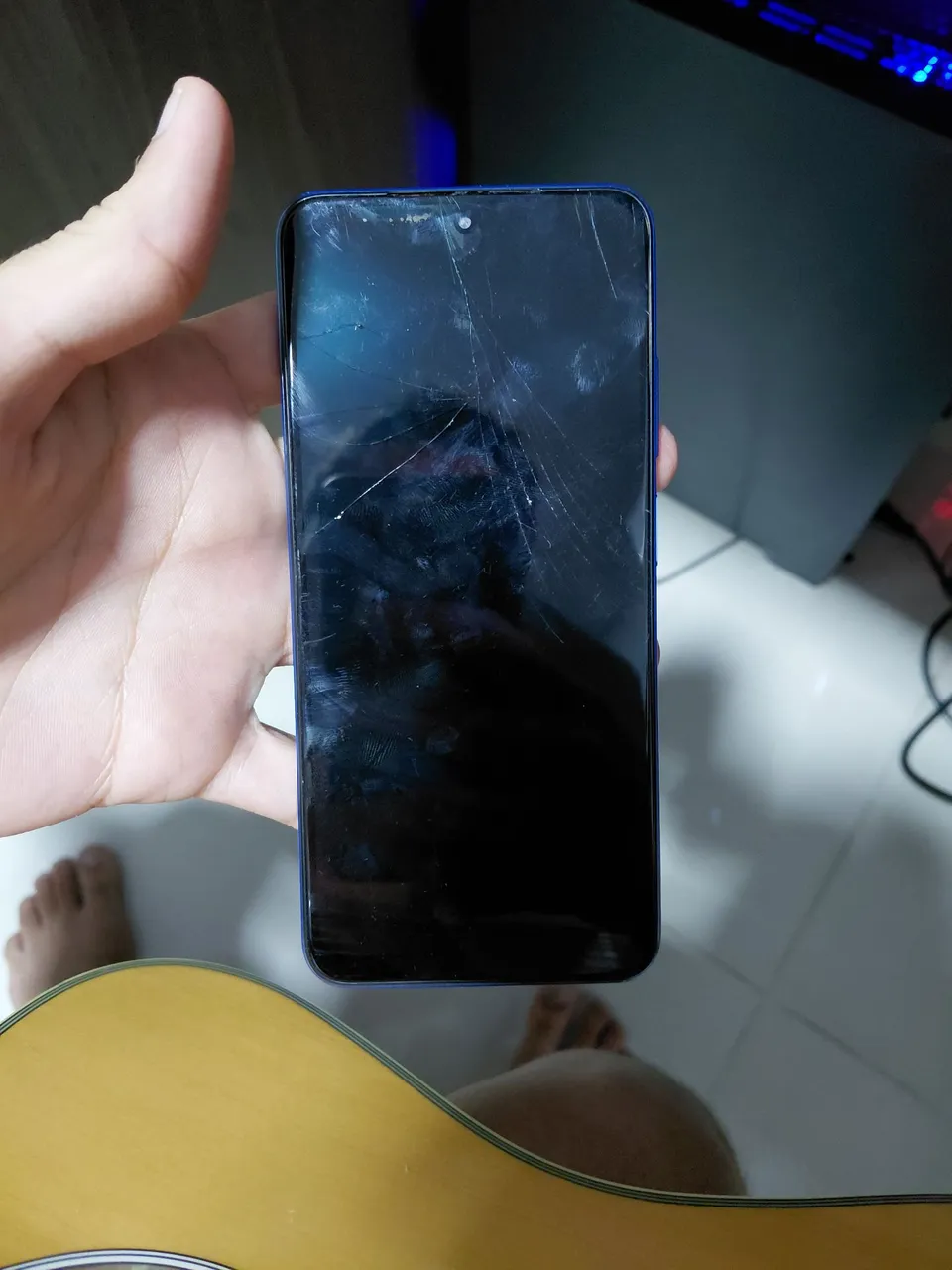 Celular com defeito