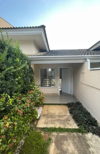 Casa com 3 dormitórios para alugar, 147 m² por R$ 4.640,00/mês - Jardim das Flores - Atiba