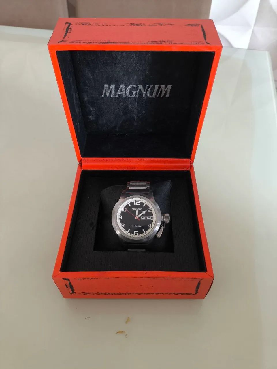 Relógio Magnum 