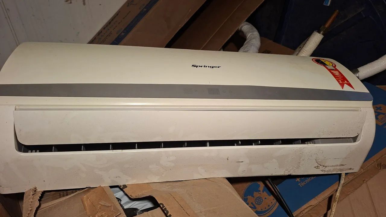 EVAPORADORA DE AR CONDICIONADO SPLIT 12000