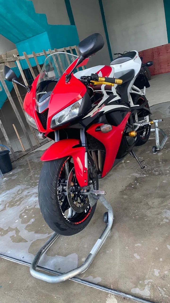 Vende-se moto cbr600rr extra  - Foto 2
