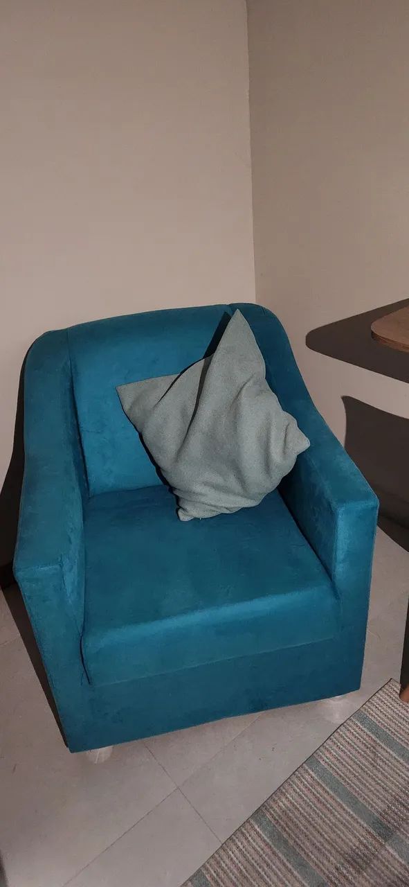 Vendo 2 poltronas 