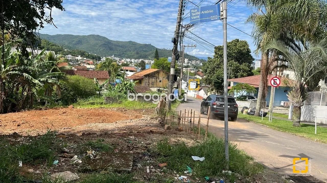 2 Terreno com 1350,40m² no Itacorubi com viabilidade de construção - Foto 4