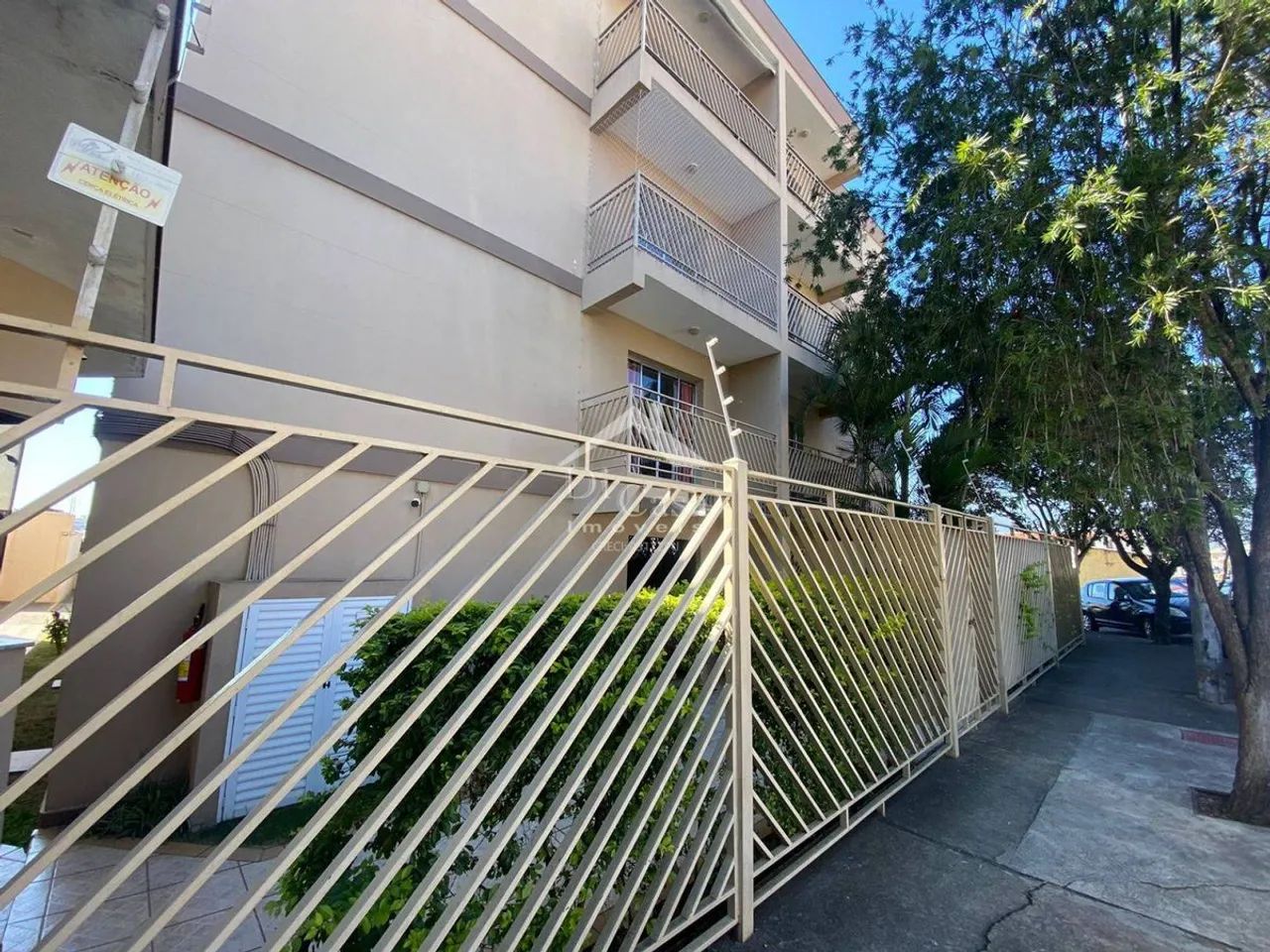 Apartamento de 2 dormitórios com sacada e 1 vaga próximo ao Patriani - Foto 3