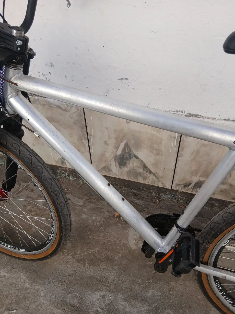 Bicicleta Aro 26 quadro de alumínio  - Foto 2
