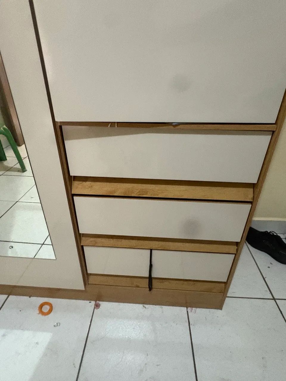 Guarda Roupa  de 4 portas e 6 gavetas  - Foto 3