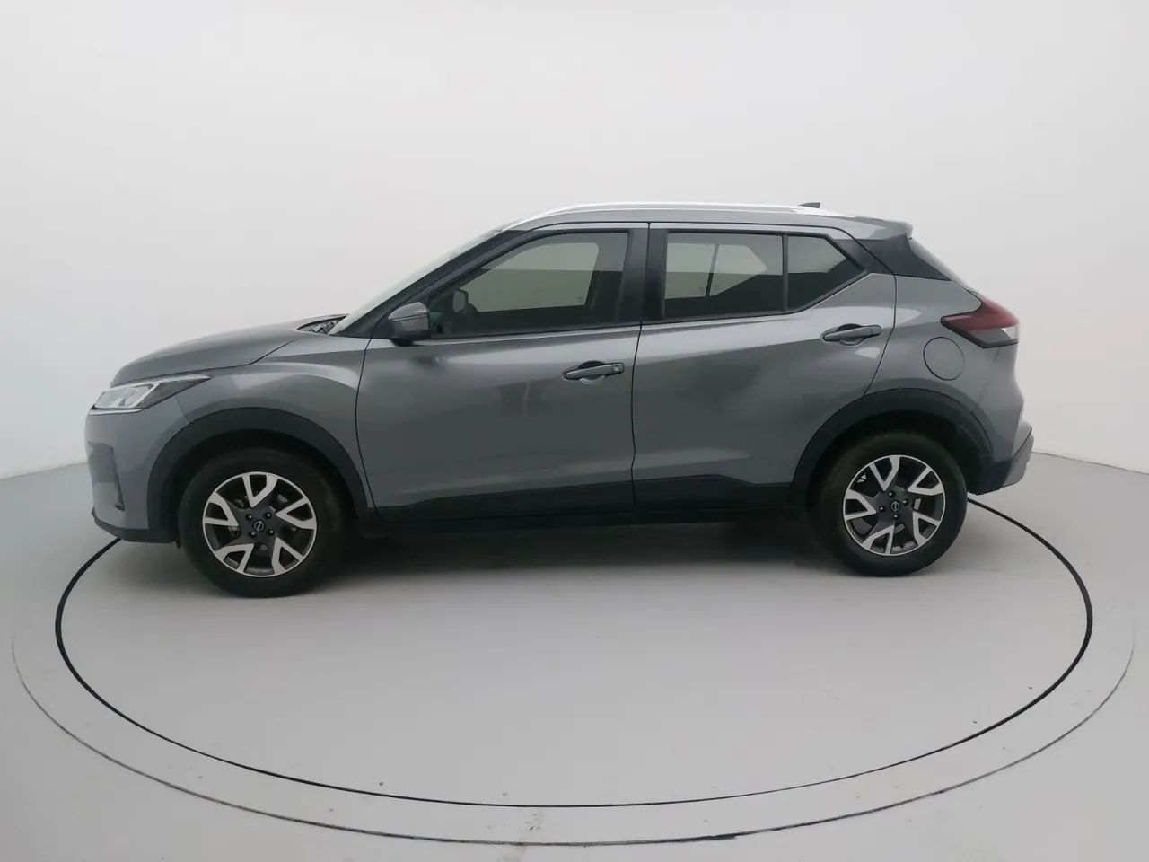 Nissan Kicks Sense 1.6 16V Flex Aut., foto 2 de 18