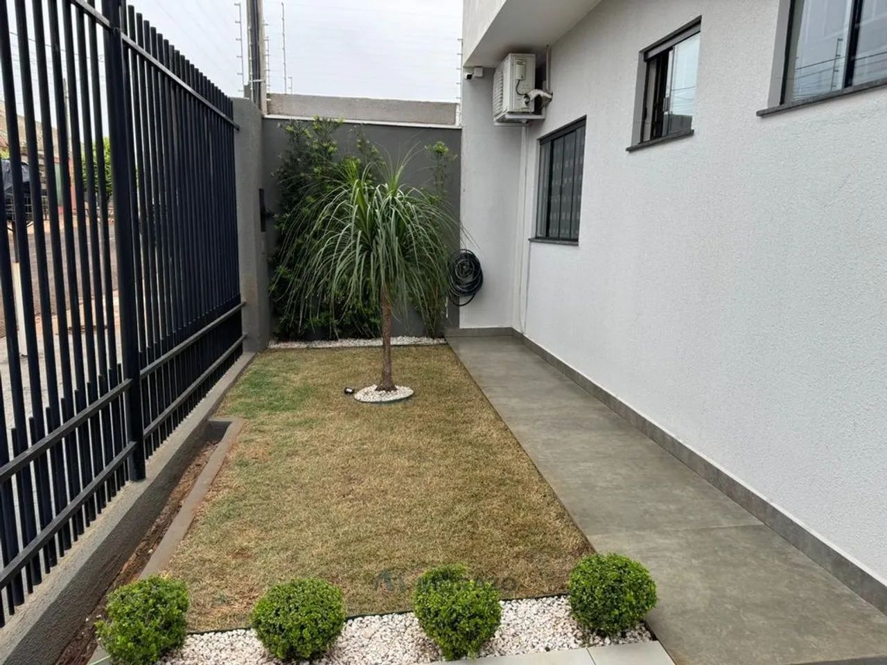 Excelente oportunidade de adquirir uma belíssima casa, Mobiliada - Foto 2