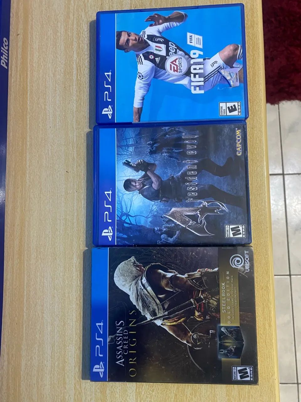 Ps4 com 2 controles e 3 jogos - Foto 3