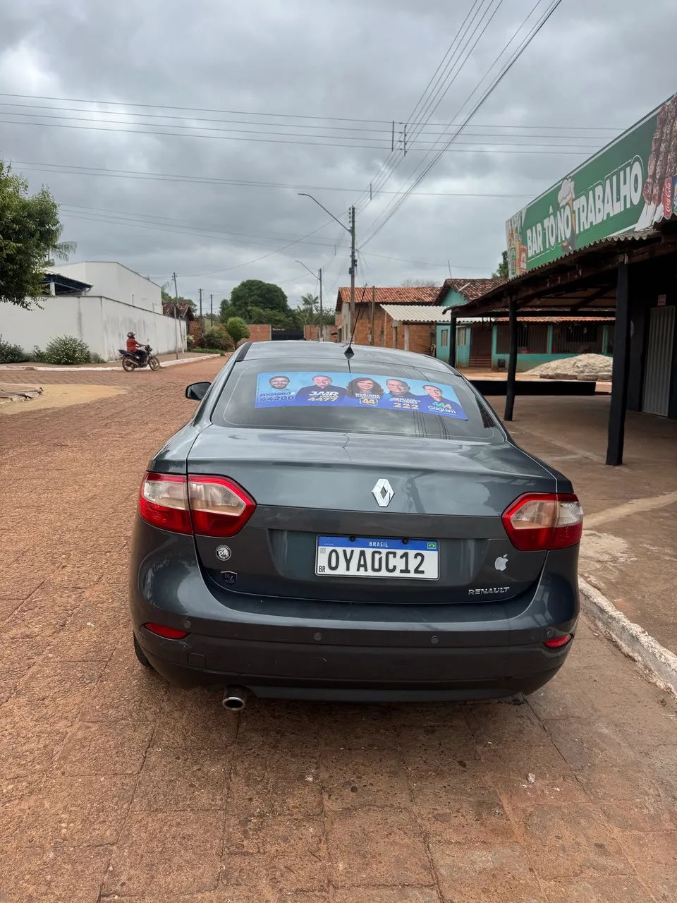 Renault Fluence Sed. Dynamique 2.0 16V Flex Aut. 2014 - Foto 4