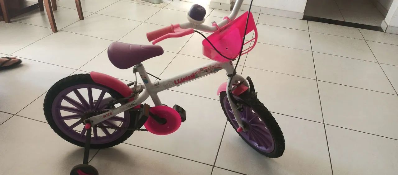 BICICLETA INFANTIL PRINCESAS ARO 1 COM CAPACETE 