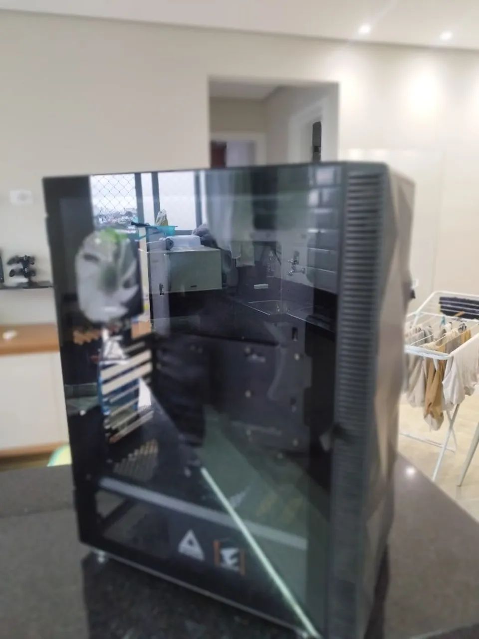 Gabinete montech X3 mesh 