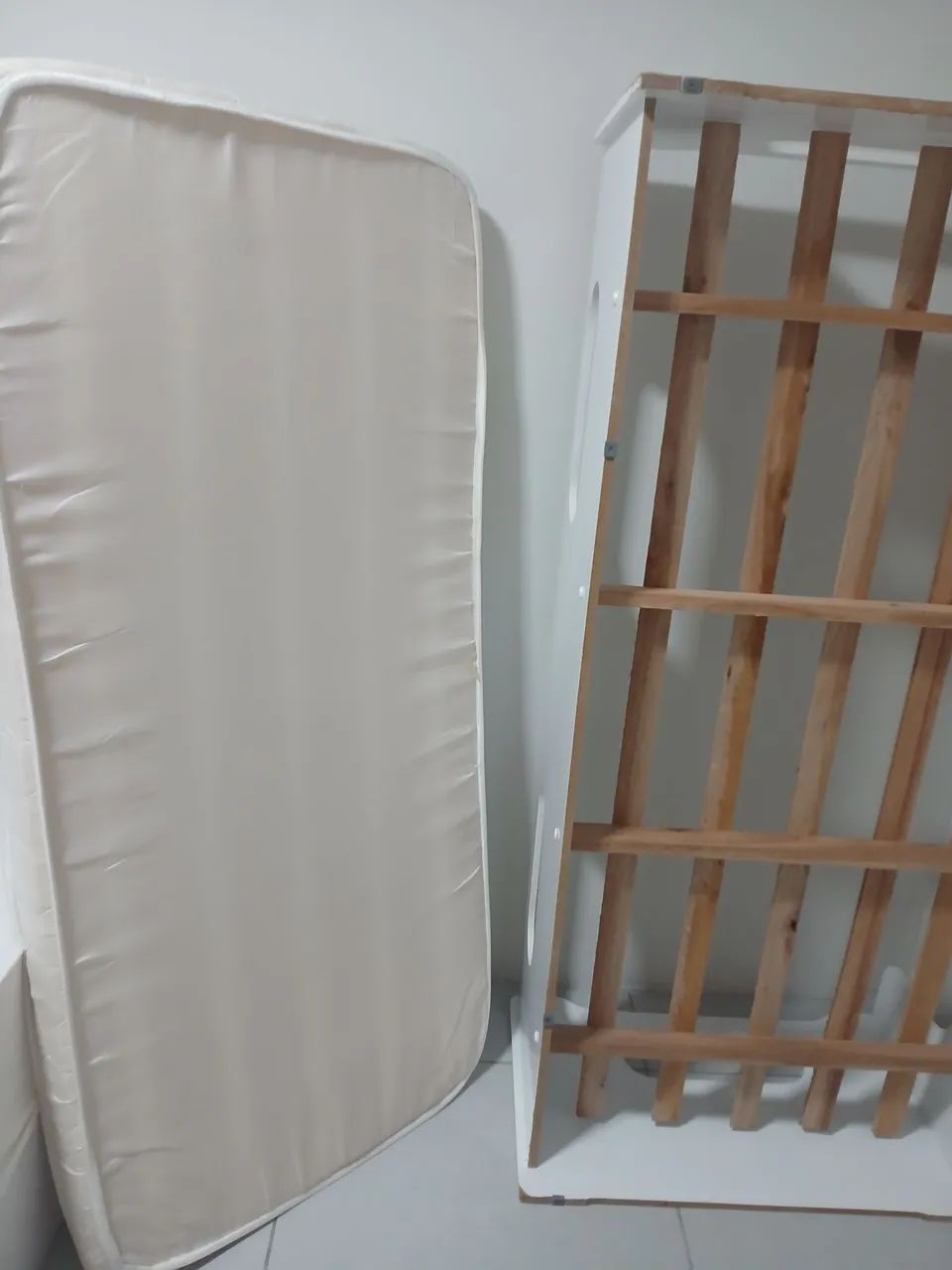 Mini cama com colchão  - Foto 3