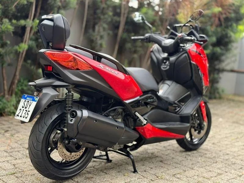 YAMAHA XMAX 2023 - Foto 3