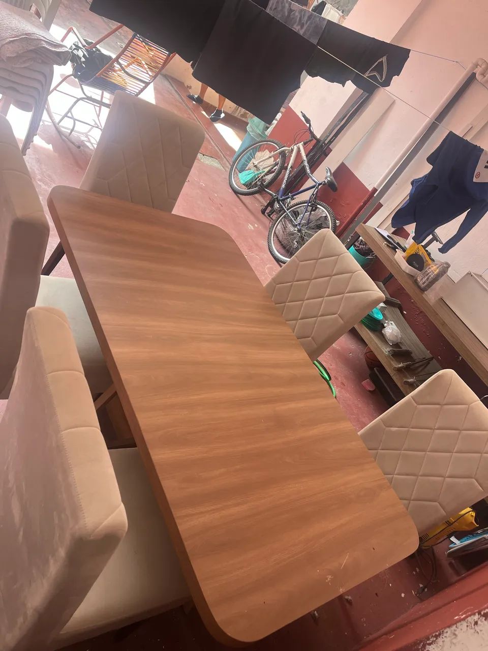 Mesa nova com 6 cadeiras  - Foto 2