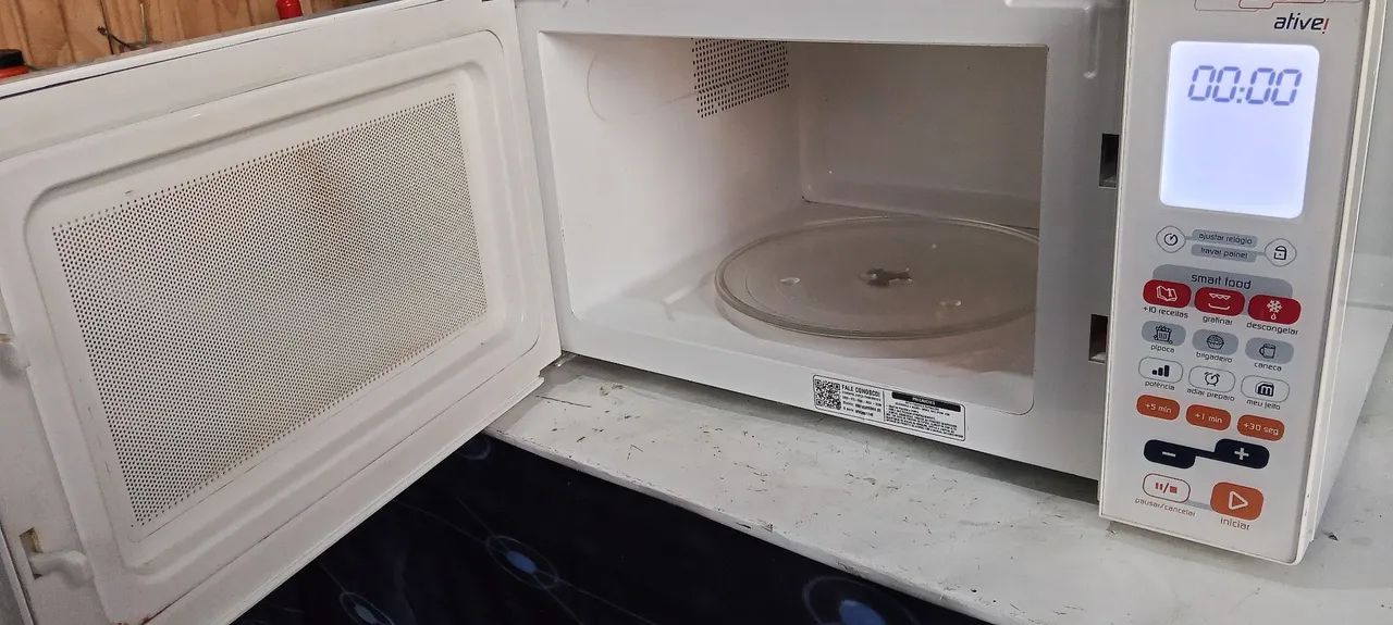 Vendo microondas com grill Brastemp  - Foto 2