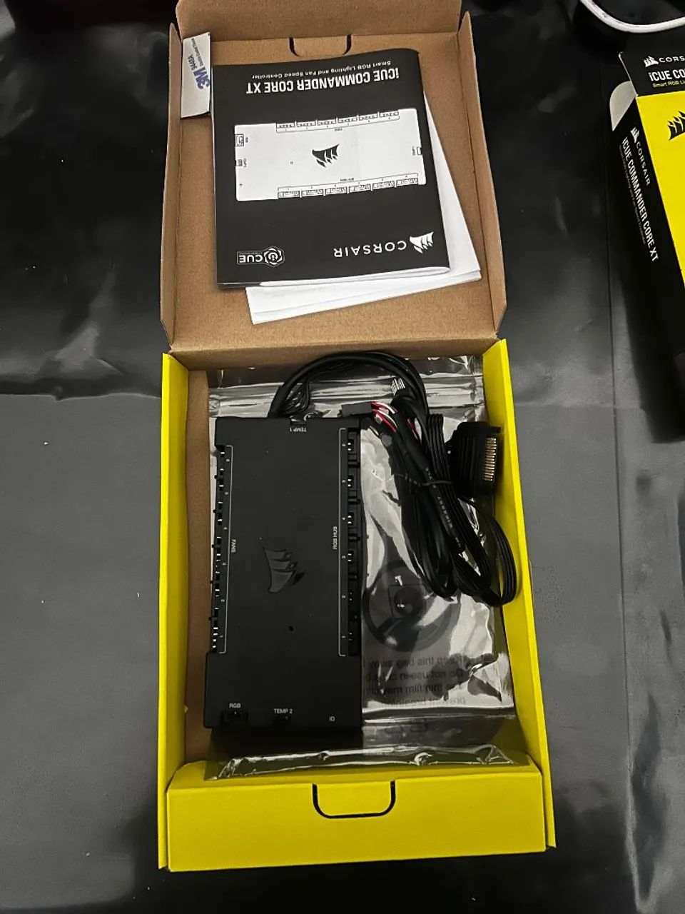 CONTROLADORA FAN CORSAIR iCUE COMMANDER CORE XT - Foto 2
