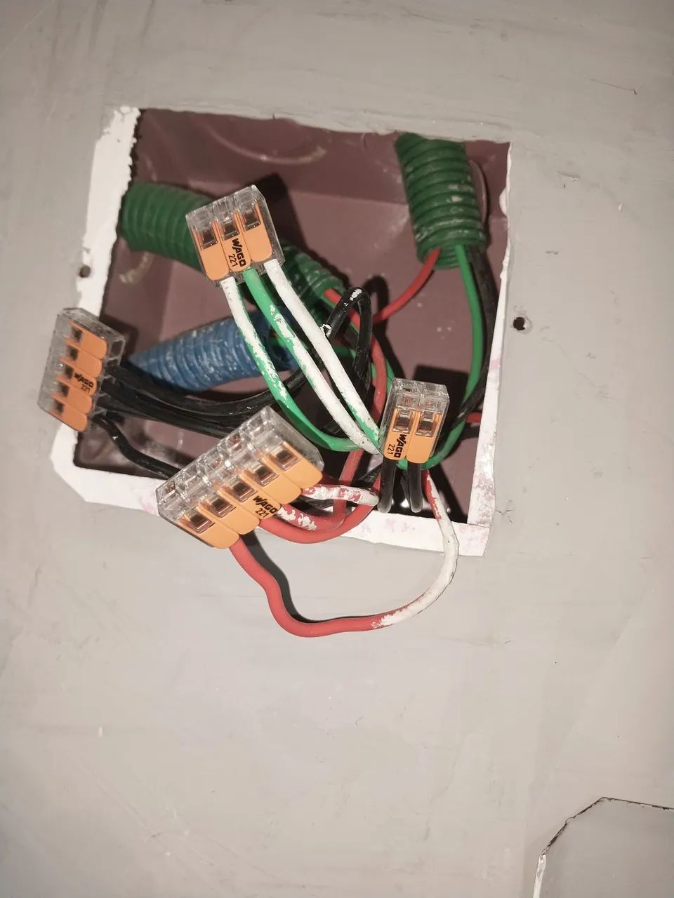 Serviços de Eletricista Goiânia e região  - Foto 2