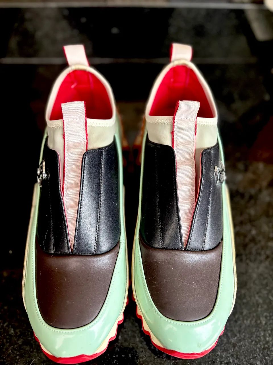 Tênis Cristian Louboutin - Foto 2