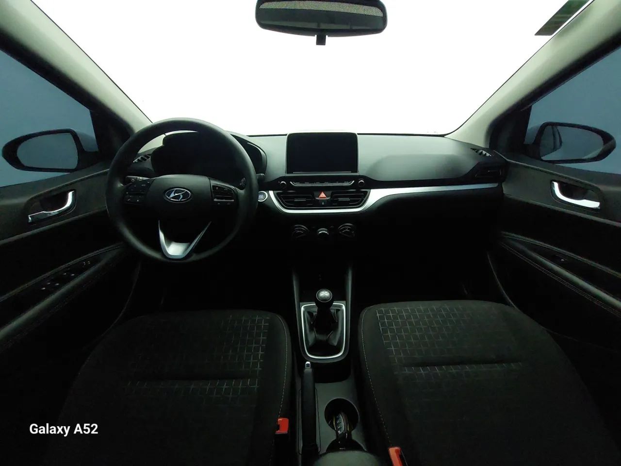 Hyundai HB20 Limited 1.0 Flex 12V Mec., foto 15 de 18