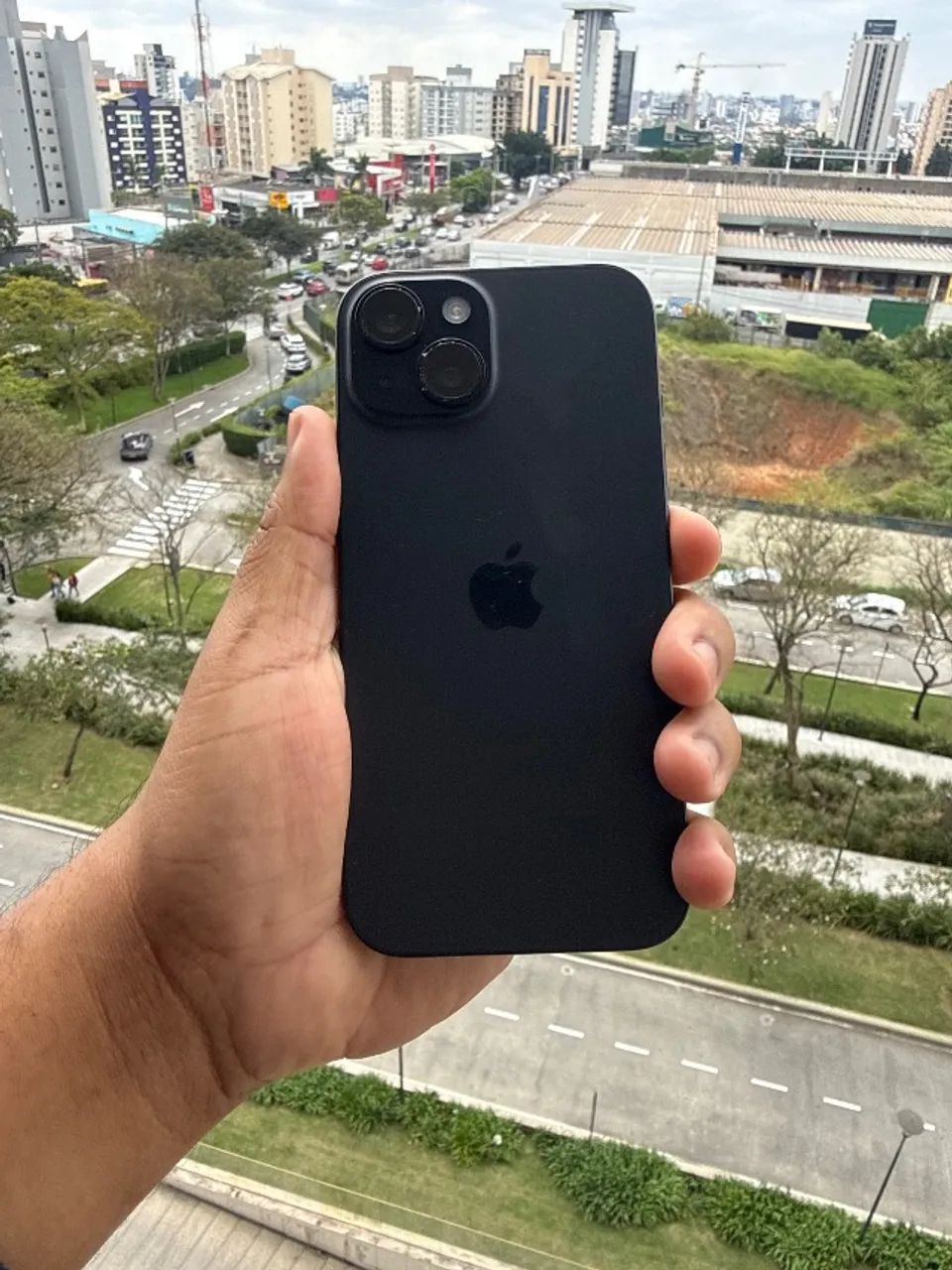 15 USADO DE 128GB PRETO