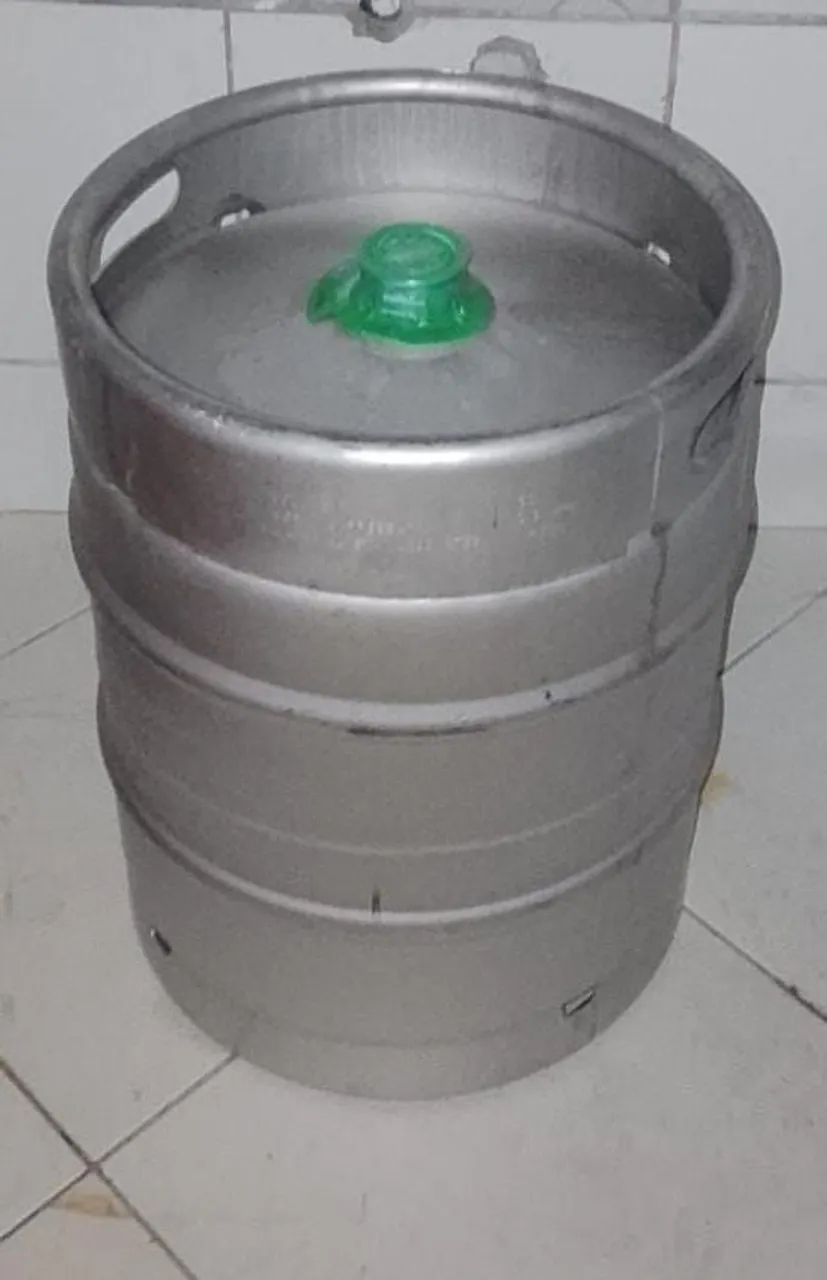 Vendo chopp de 50lts Heineken 