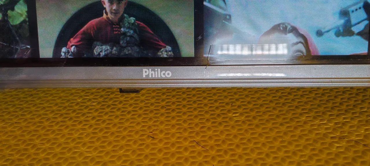 VENDO SMART TV 32 P + CELULAR GALAXY A 14 - Foto 5