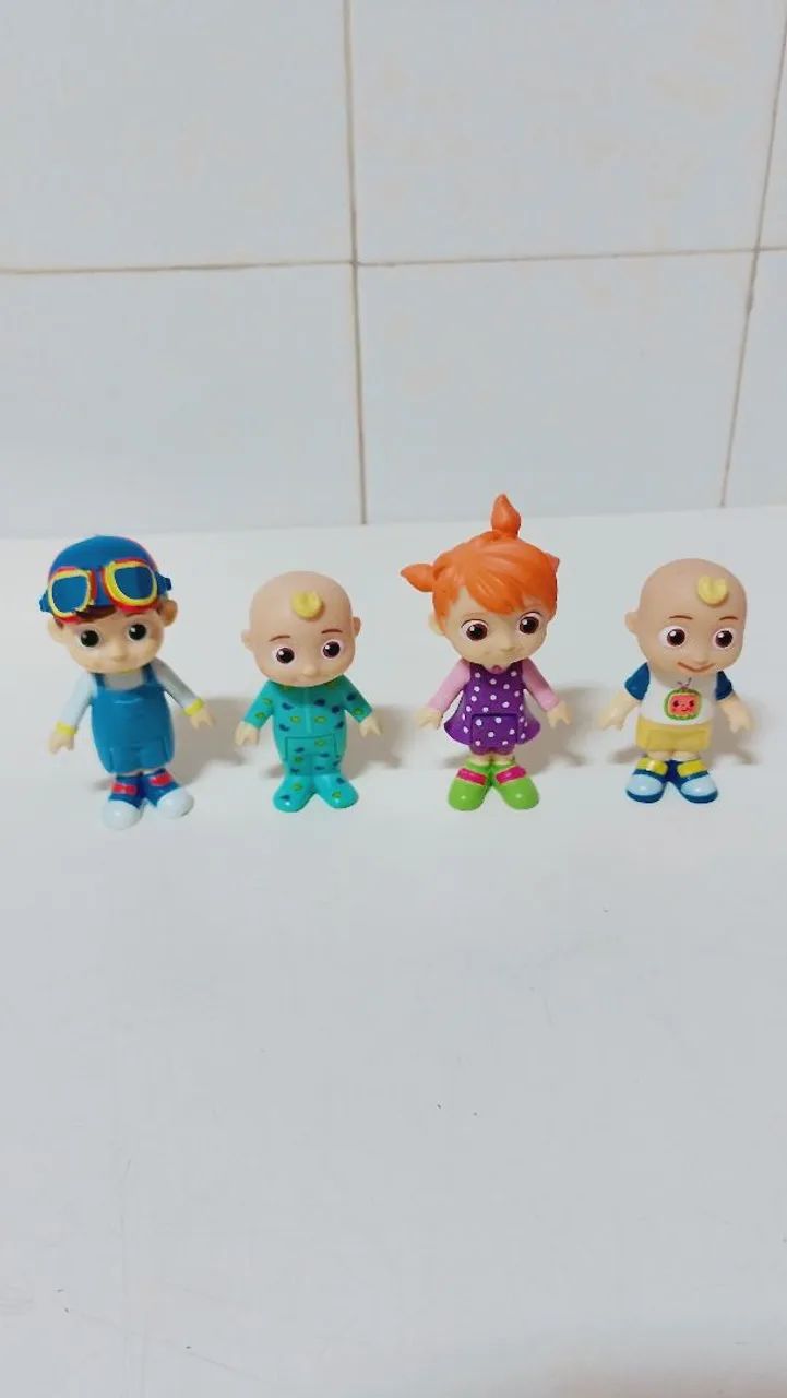 Kit bonecos Cocomelon family Set