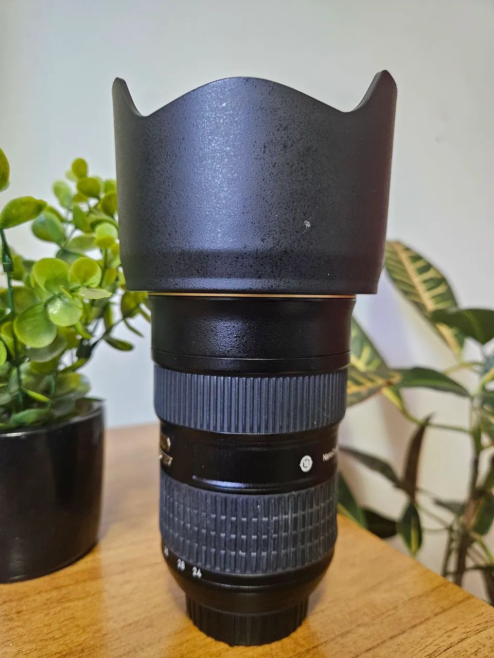 Nikon 24-70mm 2.8G - Full Frame + Filtro de brinde - Foto 2