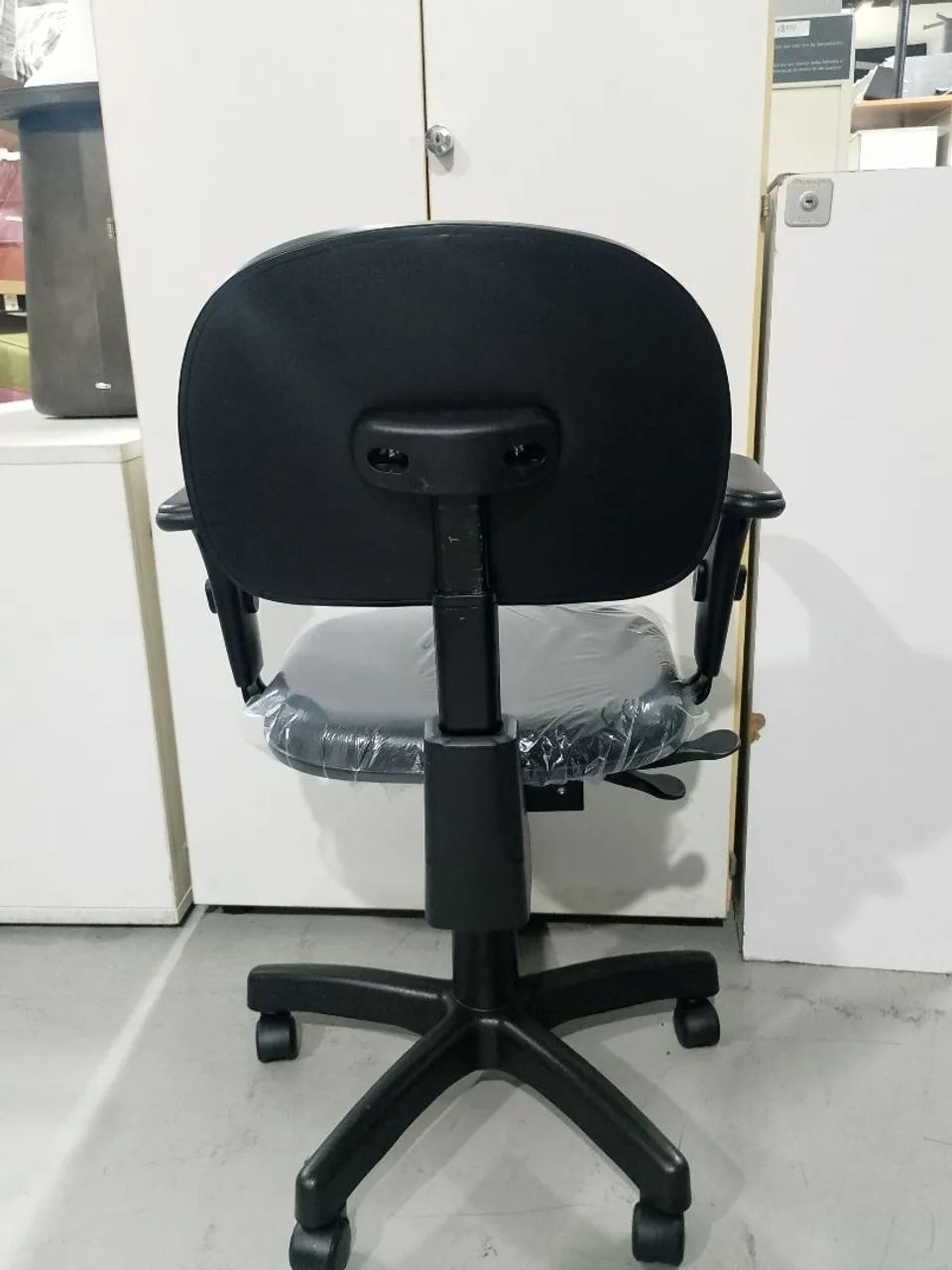 Cadeira de Escritório Com Back Sistem  - Foto 4