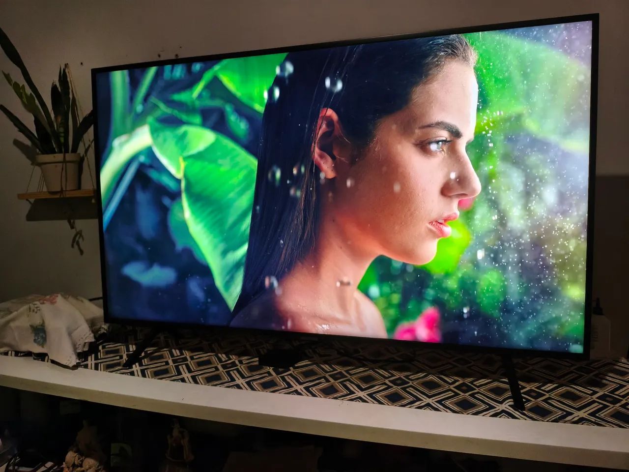 Tv Samsung SmarTv UHD 55" 4K RU7100 - Foto 4