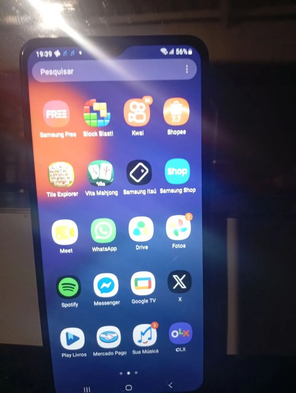 Galaxy a12 bom estado top valor 300 vende logo  - Foto 2