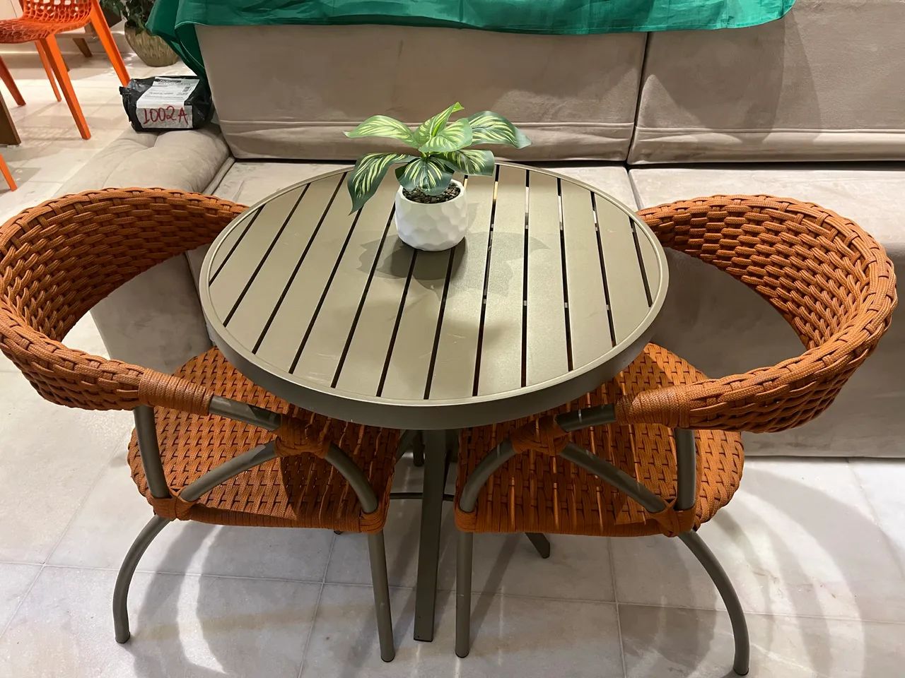 Conjunto Mesa e Cadeira Laváveis TESSARO - Foto 2
